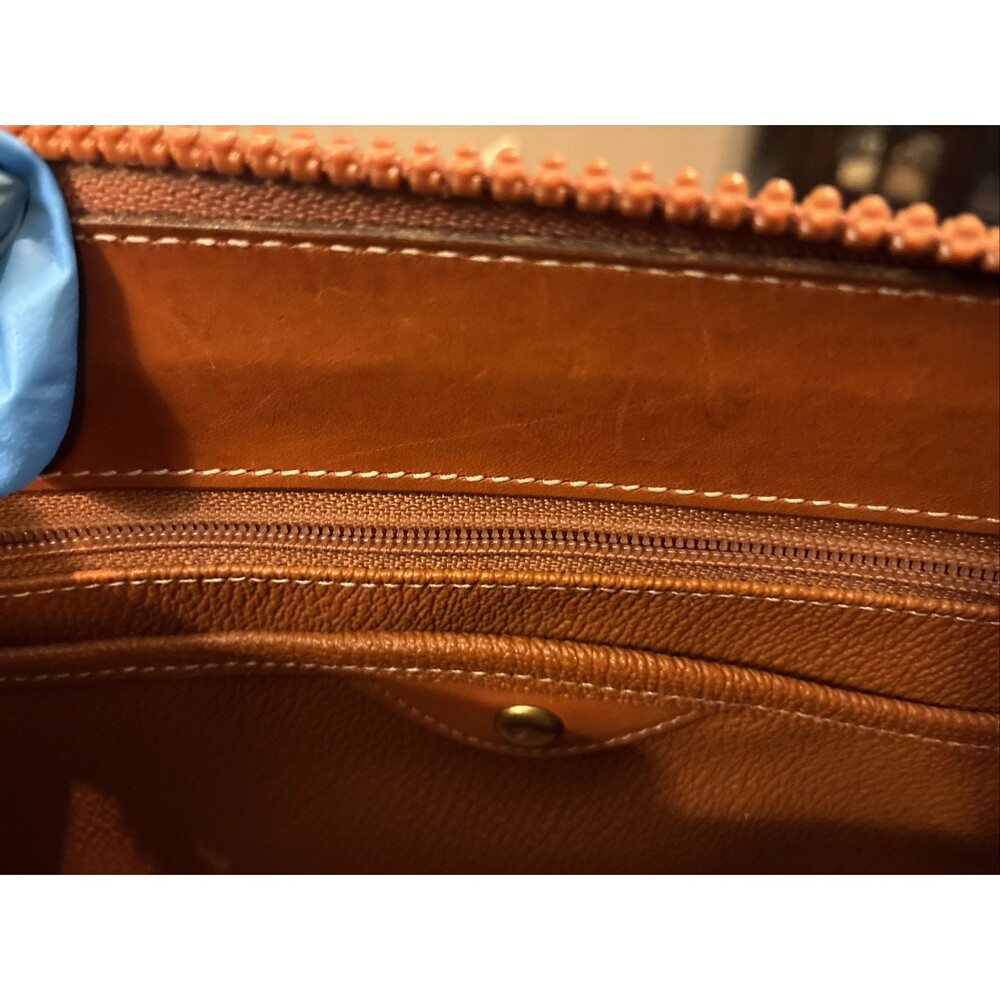 Vintage Dooney Bourke USA Pebbled Leather Crossbody Bag Purse All Weather Taupe - Picture 7 of 16